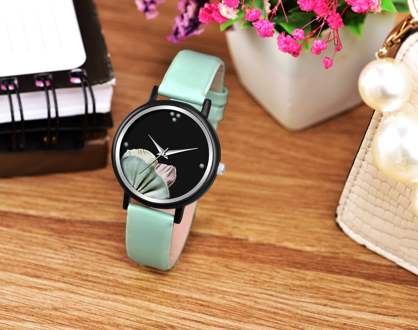 Premium Women's Quartz Watch β Luxury at Great Price Premium Craftsmanship | Timeless Design | Everyday Elegance