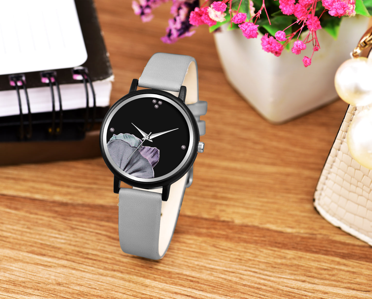 Premium Women's Quartz Watch β Luxury at Great Price Premium Craftsmanship | Timeless Design | Everyday Elegance