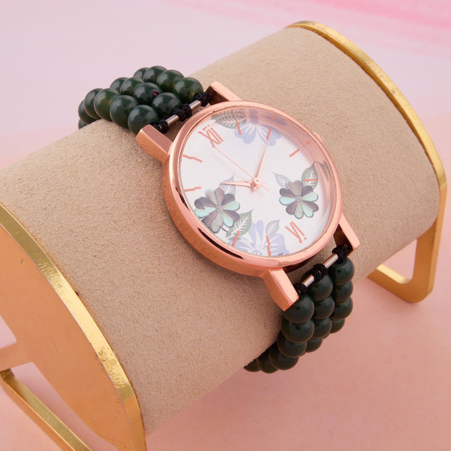 Classic Dial Women’s Watch – Minimalist & Smart