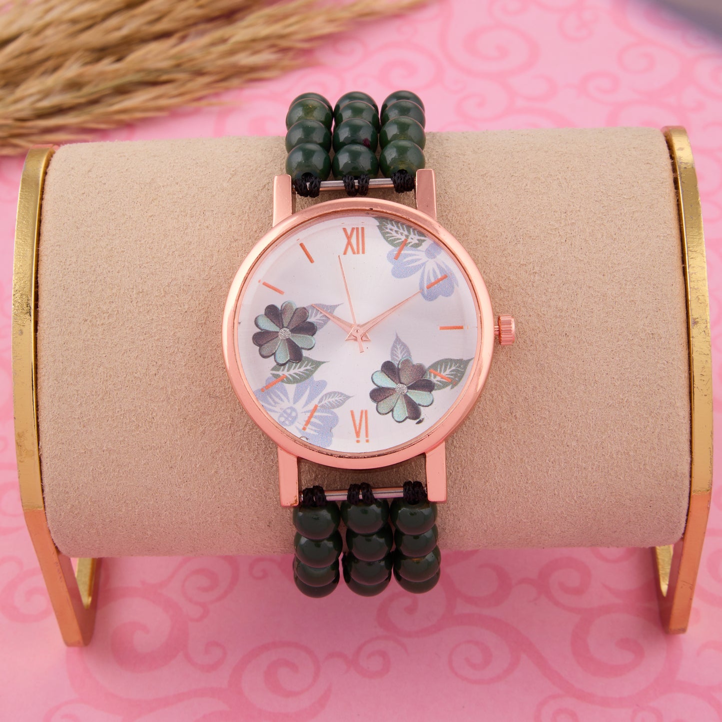 Classic Dial Women’s Watch – Minimalist & Smart