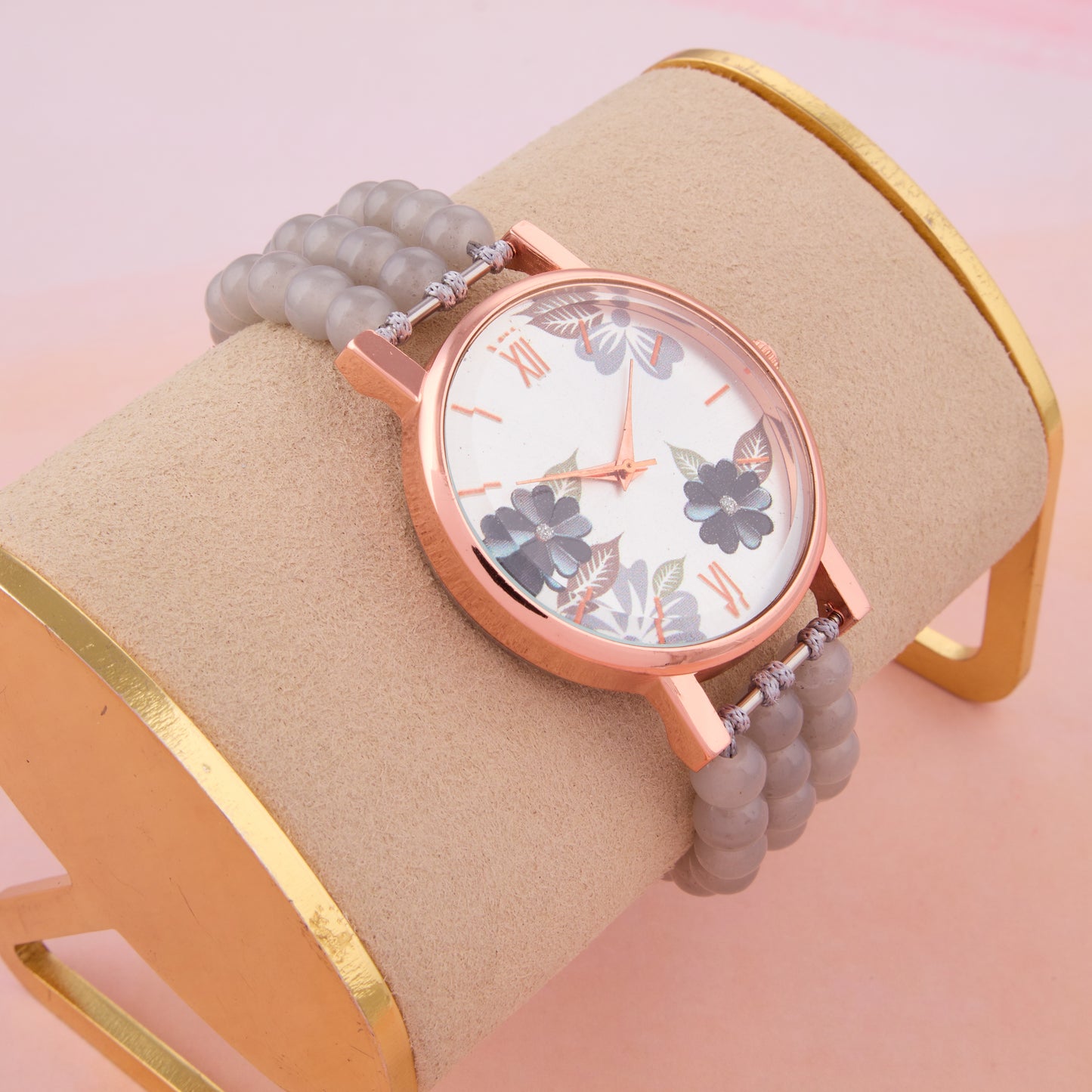 Classic Dial Women’s Watch – Minimalist & Smart