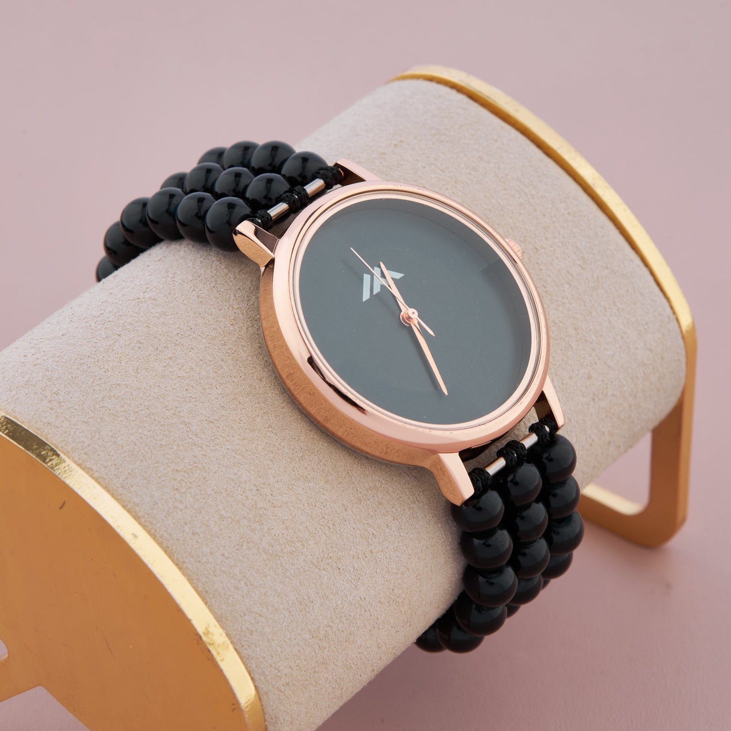 Women's Casual Analog Watch with Rose Gold Case β Rugged & Bold Look