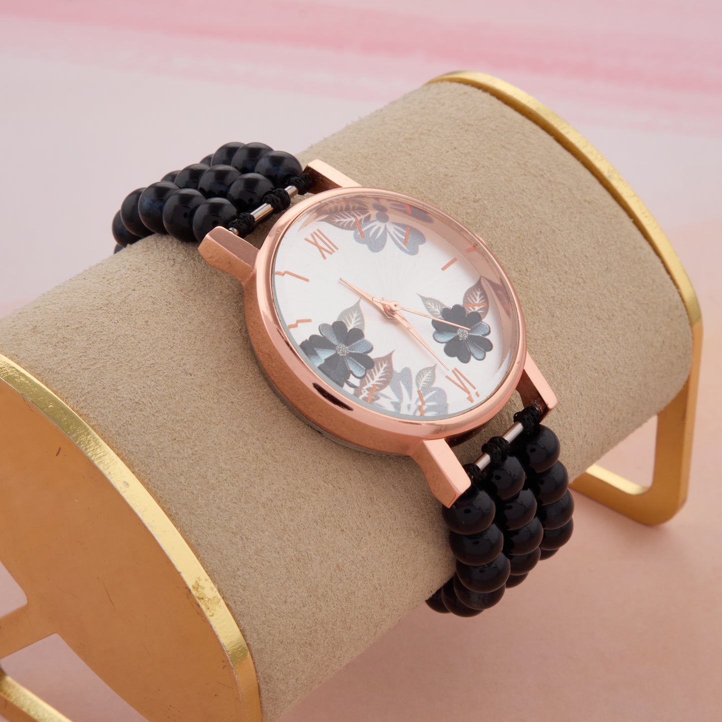 Classic Dial Women’s Watch – Minimalist & Smart