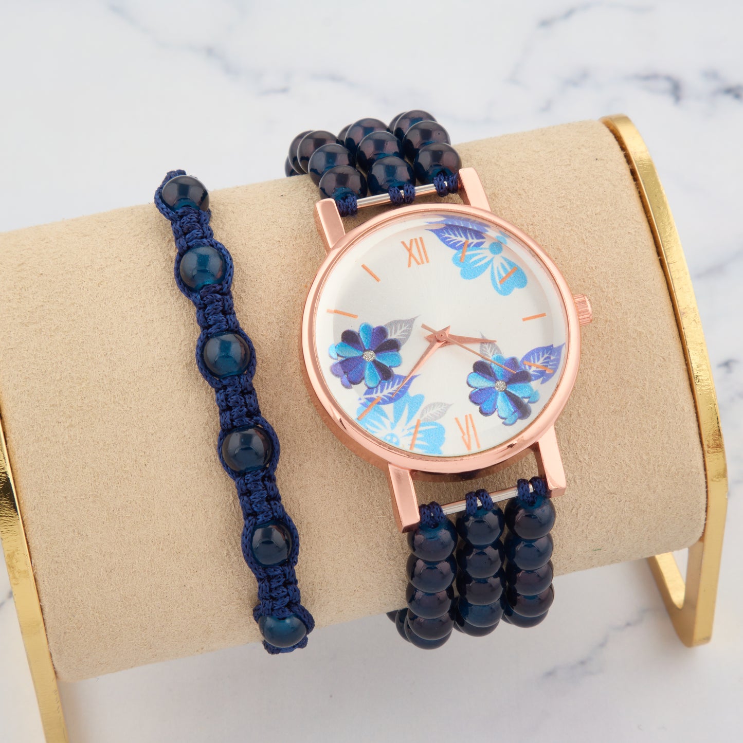 Classic Dial Women’s Watch – Minimalist & Smart