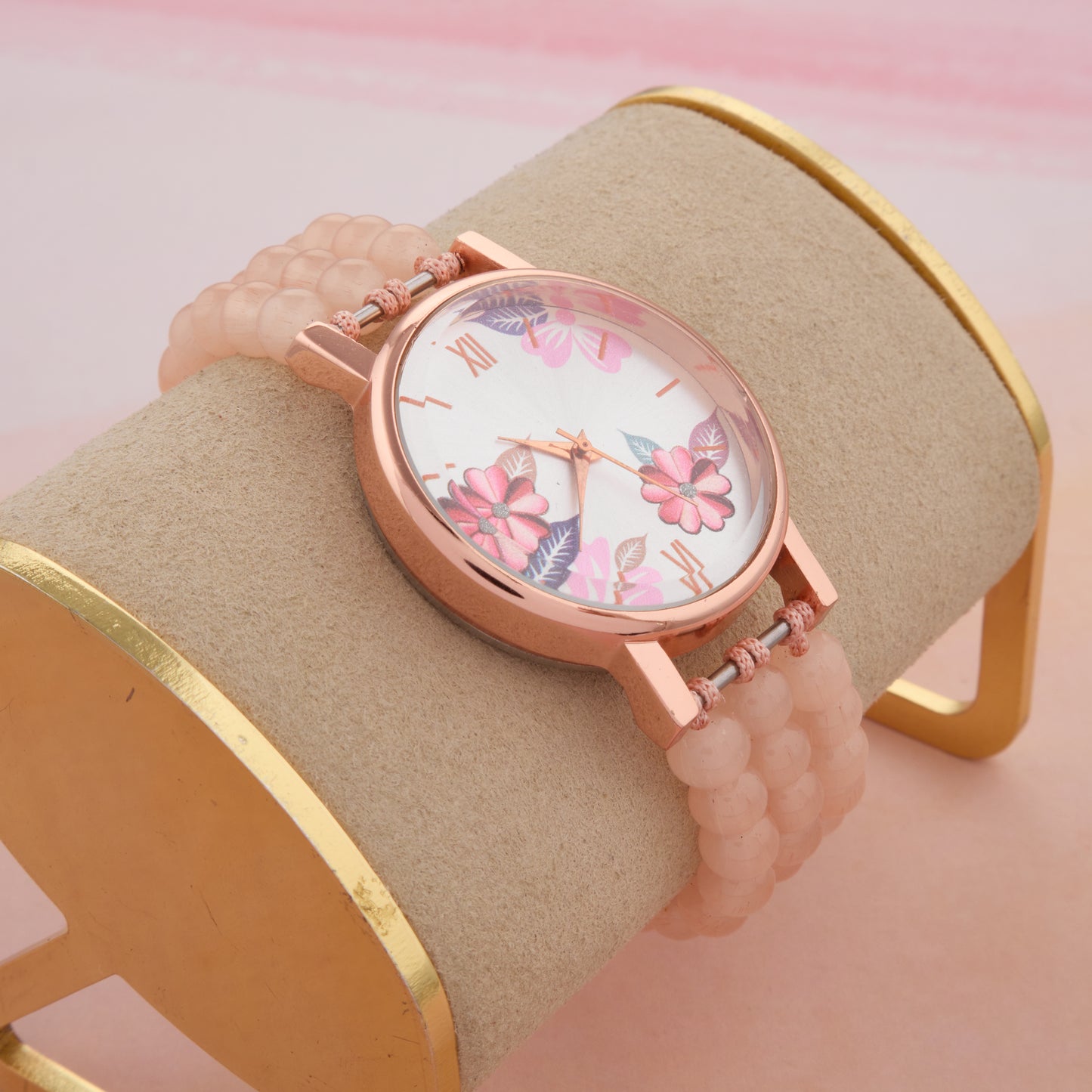 Classic Dial Women’s Watch – Minimalist & Smart